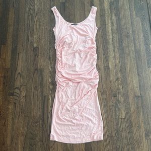 Isabella Oliver ruched tank maternity dress. Size 1 (women’s xs or 2/4). Pink.